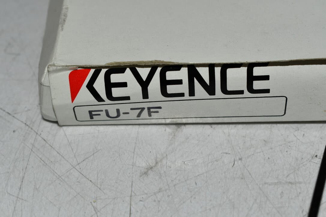NEW Keyence FU-7F Fiber Unit Thrubeam type 5