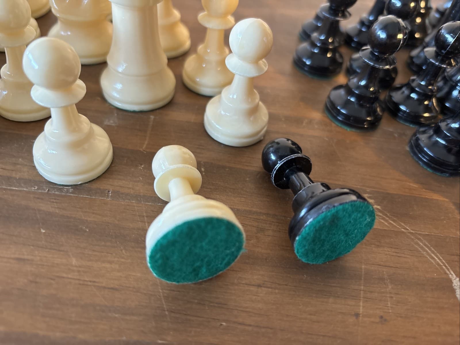 Vintage classic chess pieces plastic - complete No Board 2