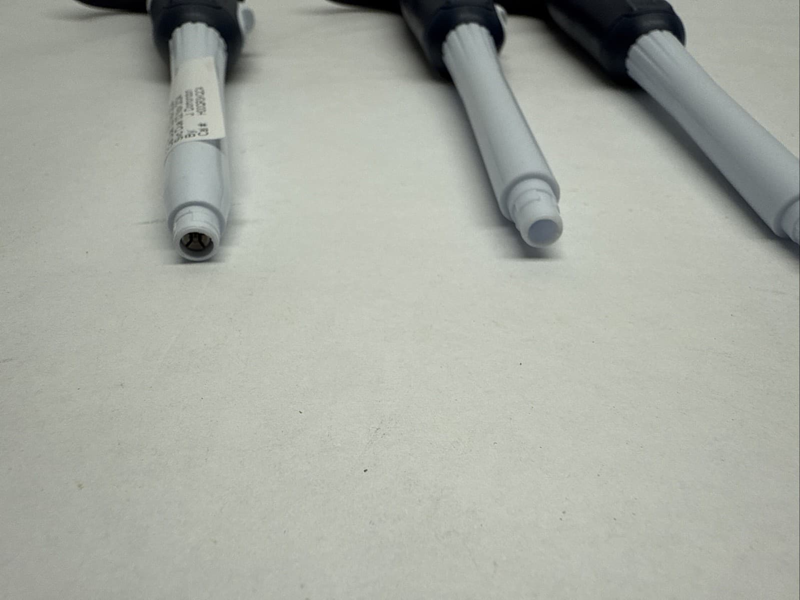 Set Of (3) Gilson Microman M100, M1000 Positive Pos-D Pipette 4