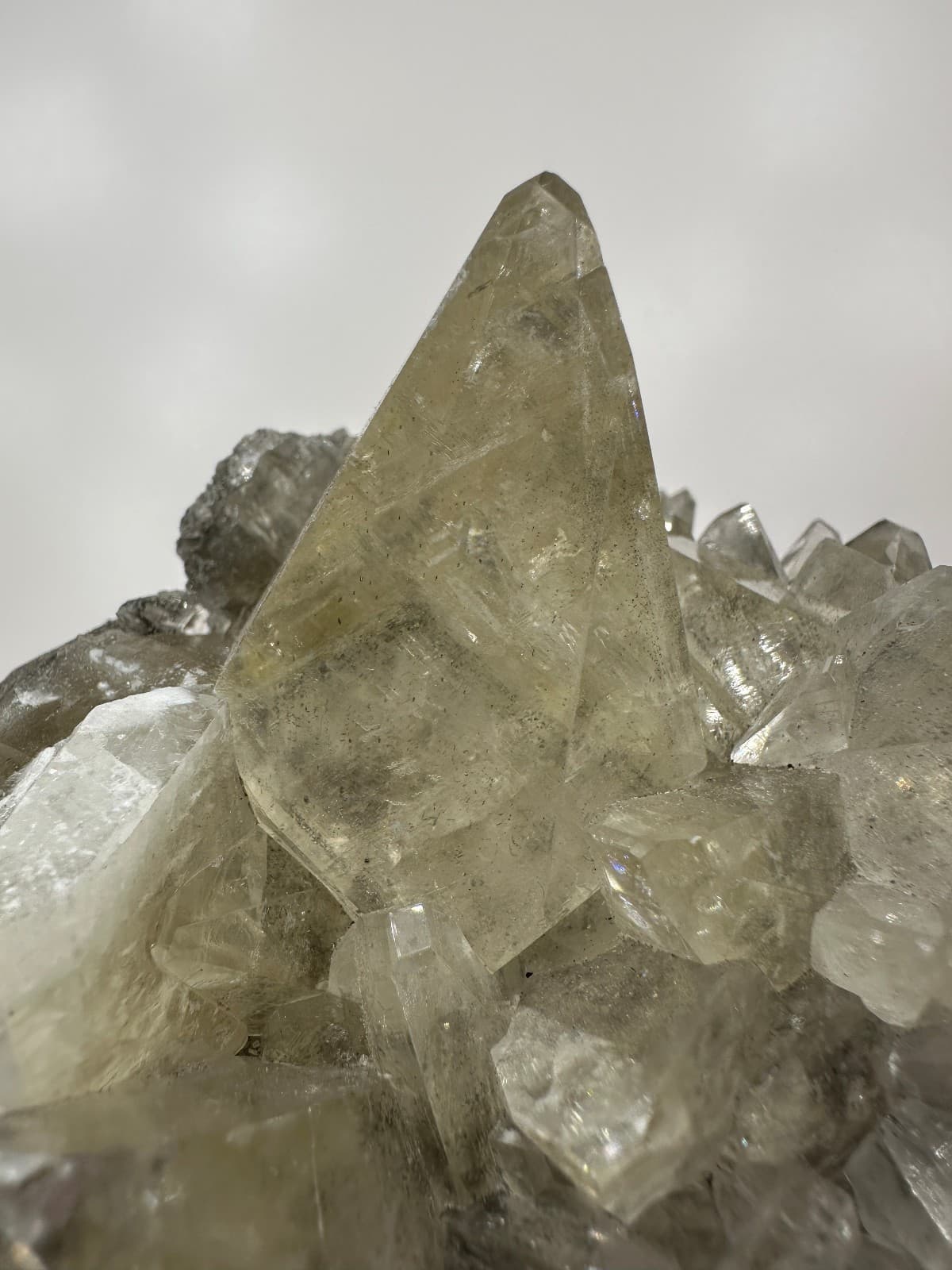 Top Quality__GEMMY Large Linwood Mine Golden Dogtooth Calcite Crystal Cluster 2