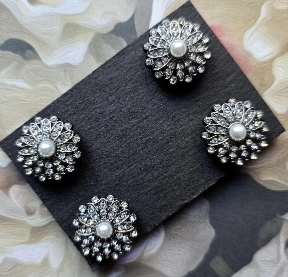 Black and Faux-Pearl Magnetic Pins . Horse Show magnet pins. Clothing magnets.
