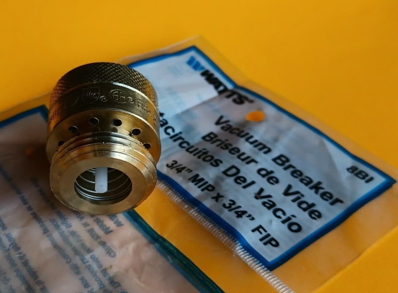 ( Lot of 4 ) WATTS  3/4" Brass Hose Vacuum Breaker #8B1, 6LL80