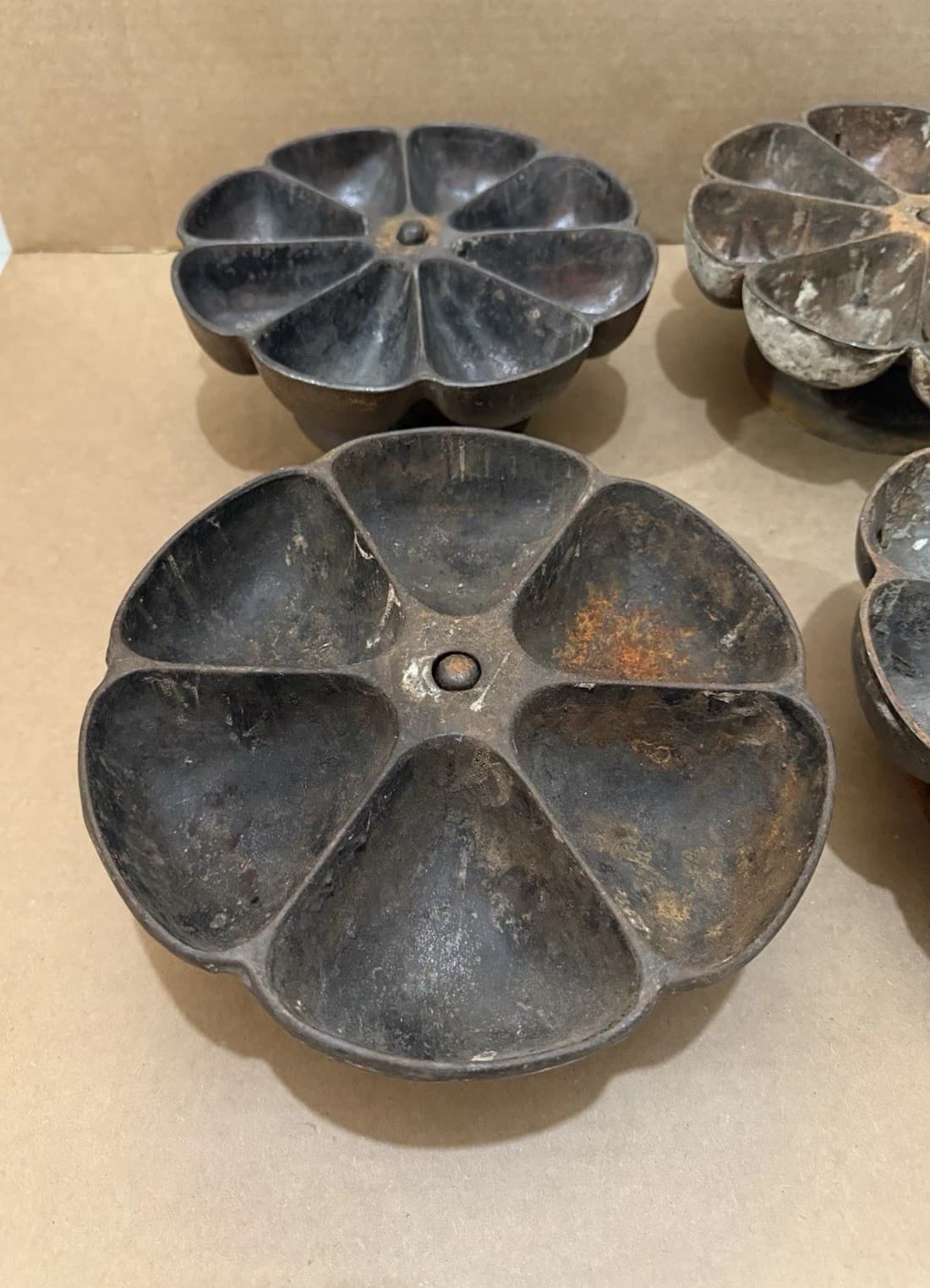 Vintage Star Nail Cup Rotating Caddy Shoe Cobbler Hardware Store Bin 4