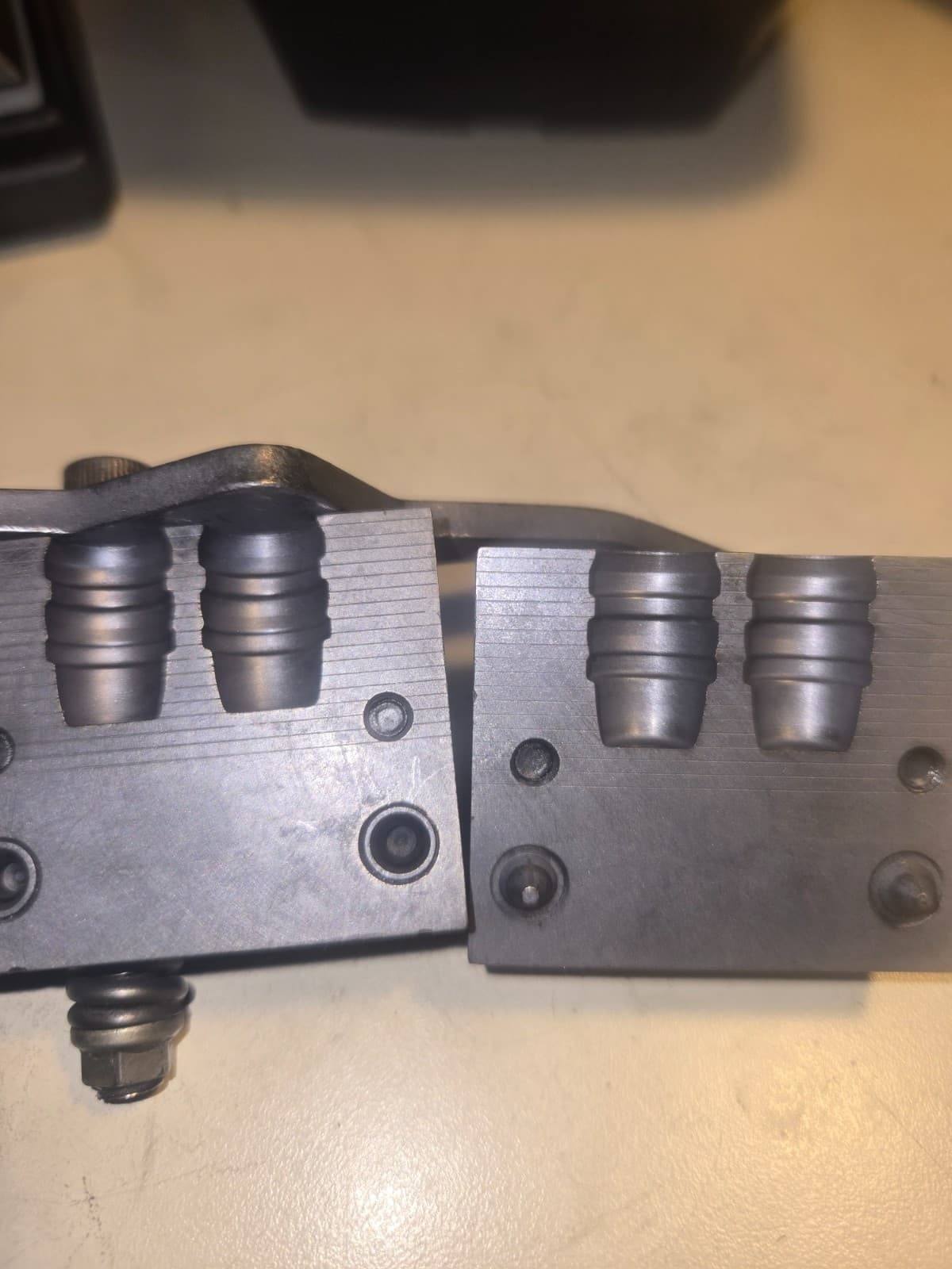 Magma Engineering 2 cavity bullet casting mold 45 255 SWC BB 2