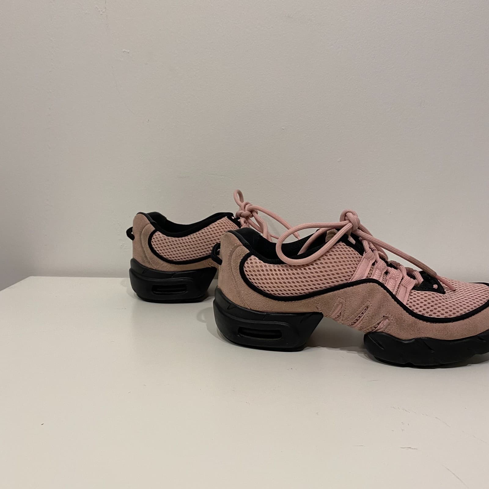 Bloch Adult Mesh Dance Sneaker in Pink Size 9