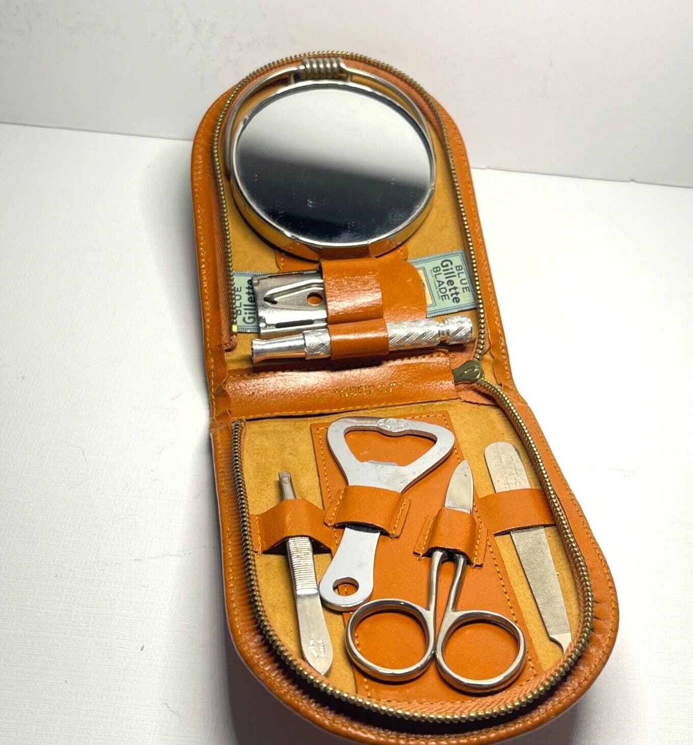 Sheffield England Gillette Shaving & Grooming Set in leather case - Vintage Set 4