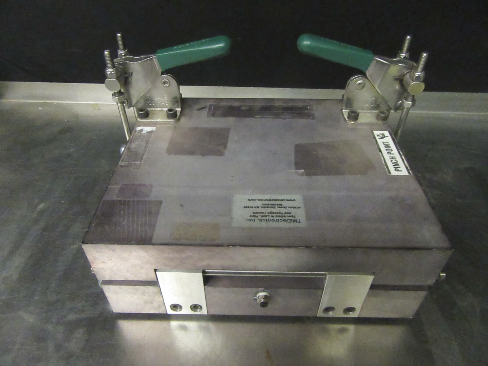 O69 TM ELECTRONICS ALUMINUM INJECTION MOLD BLOCK FOR INTERCHANGEABLE  MOLDS  4