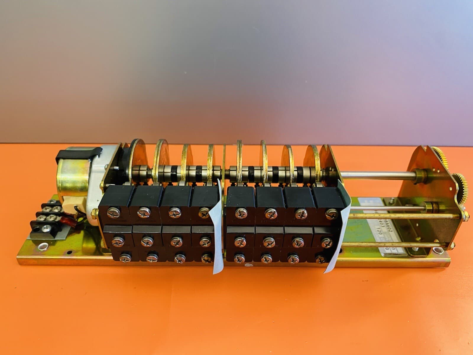 Eagle Signal Controls. MP8A602  Timer 120V 10Amp CY.60 6