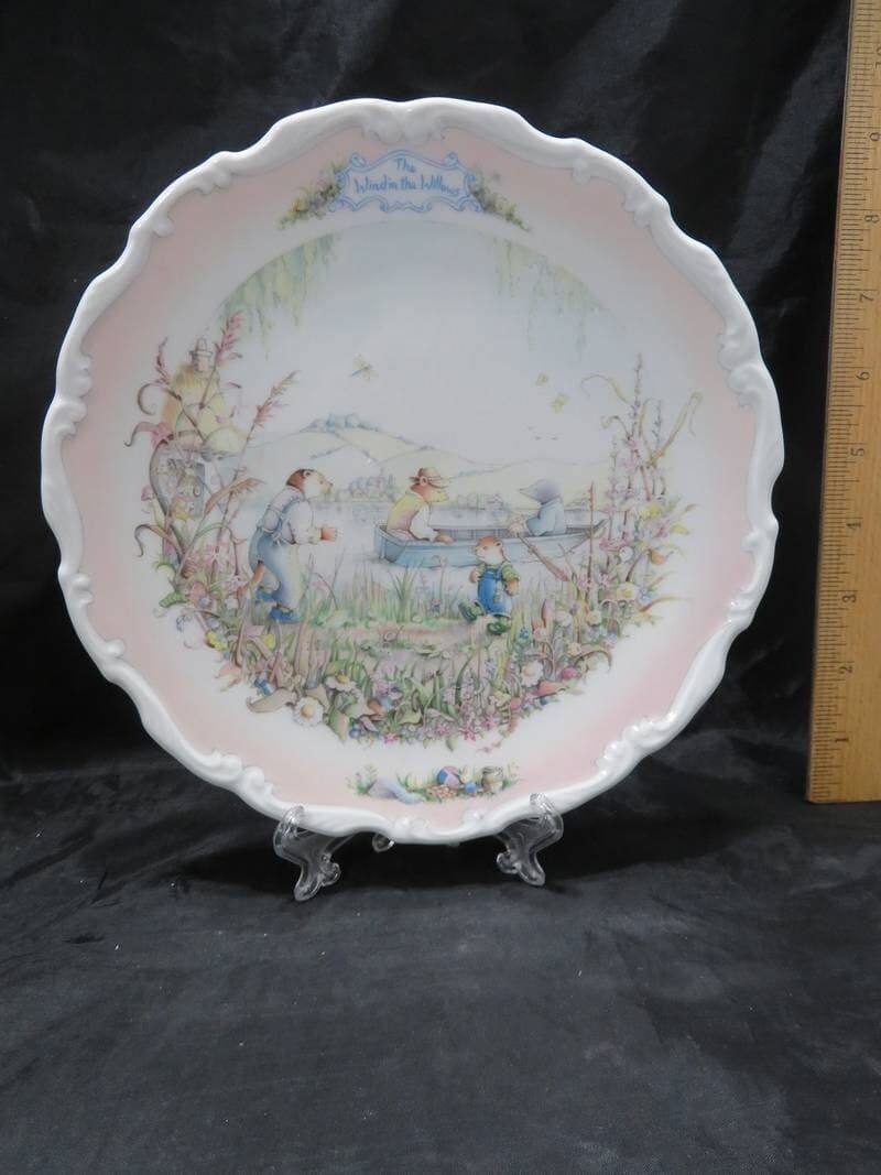 Royal Albert The Wind in the Willows Portly's Return Tea Cup & Saucer & Plate 8 2