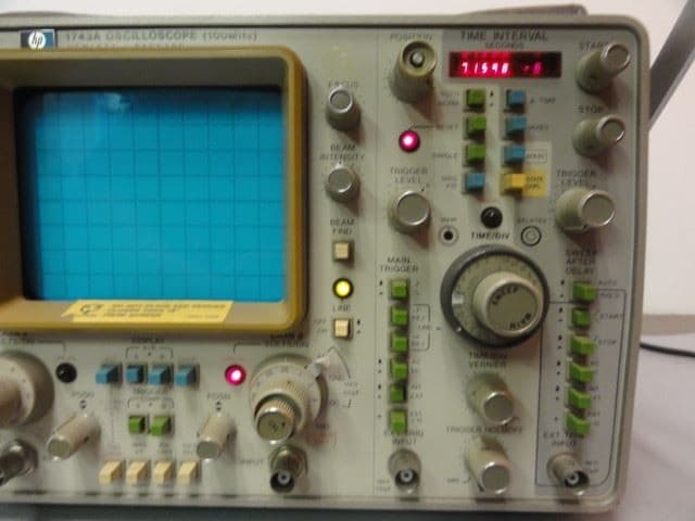 Hewlett Packard 1743A Oscilloscope (100 mHz) w/ Opt 001 - *Untested* 3