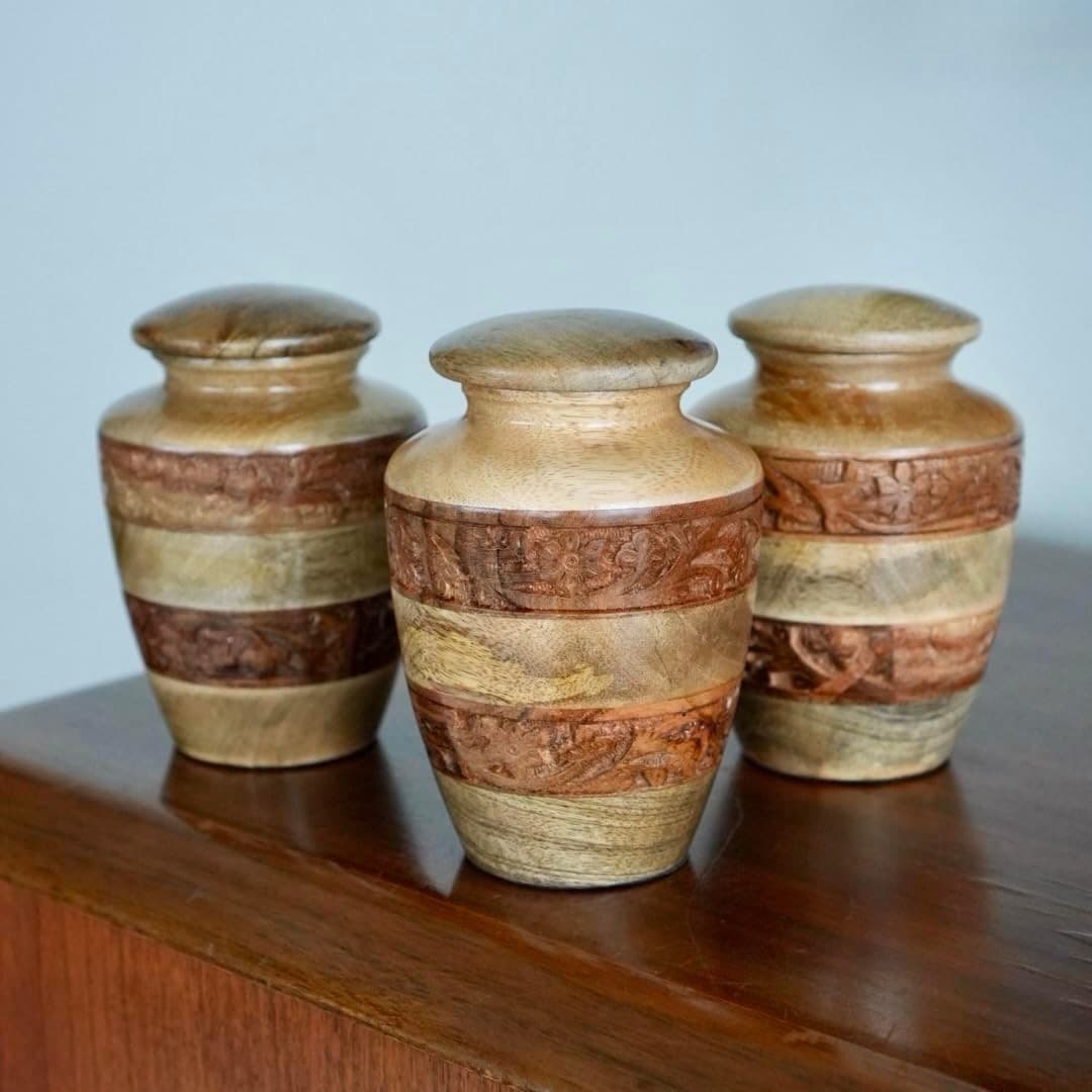 Handcrafted Wooden Cremation Urns for Human Ashes Decorative Pet Urn Mango Wood 6