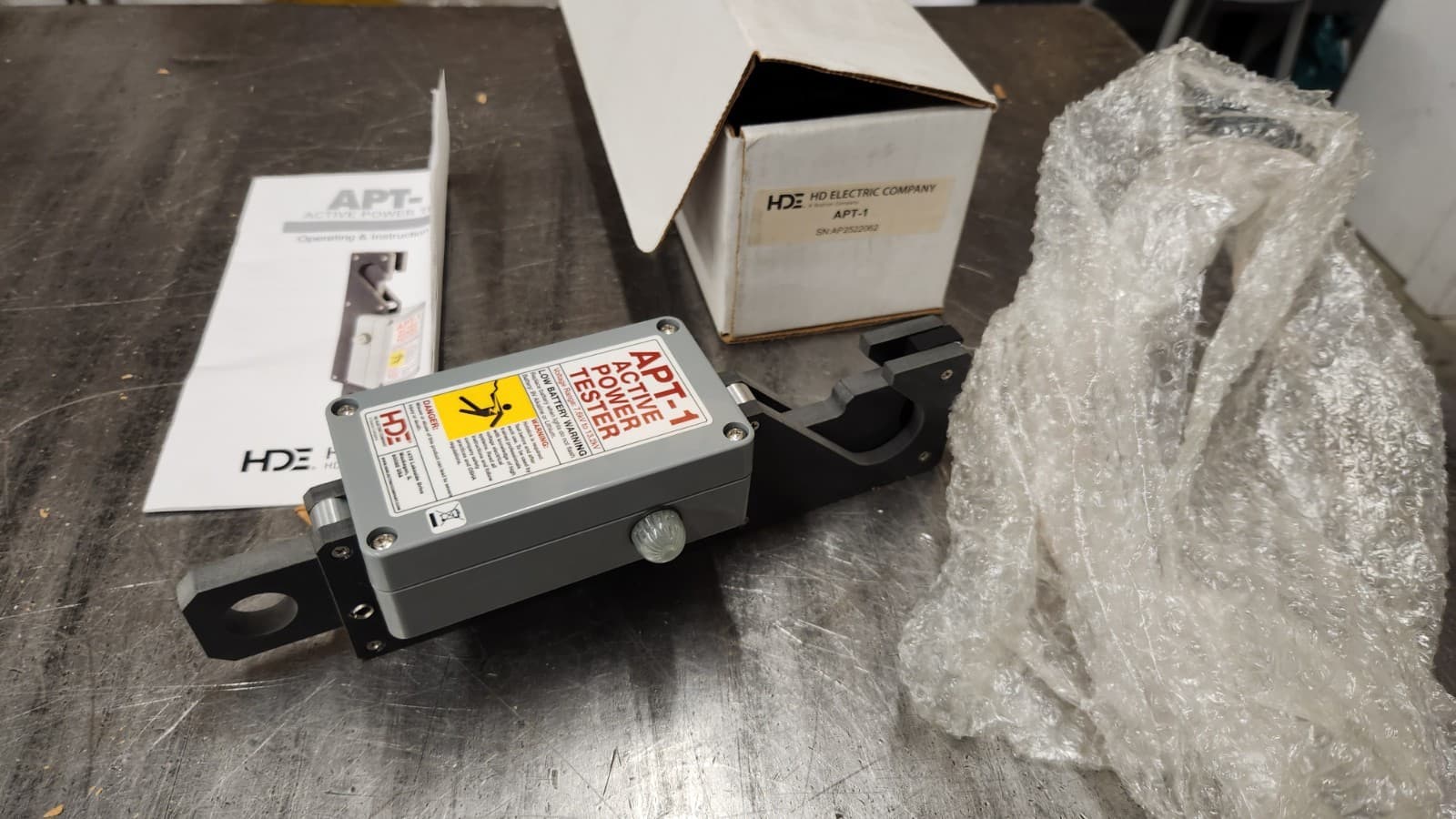 Greenlee HDE APT-1 Active Power Tester 7.6kV to 13.2kV  Overhead Conductor NEW