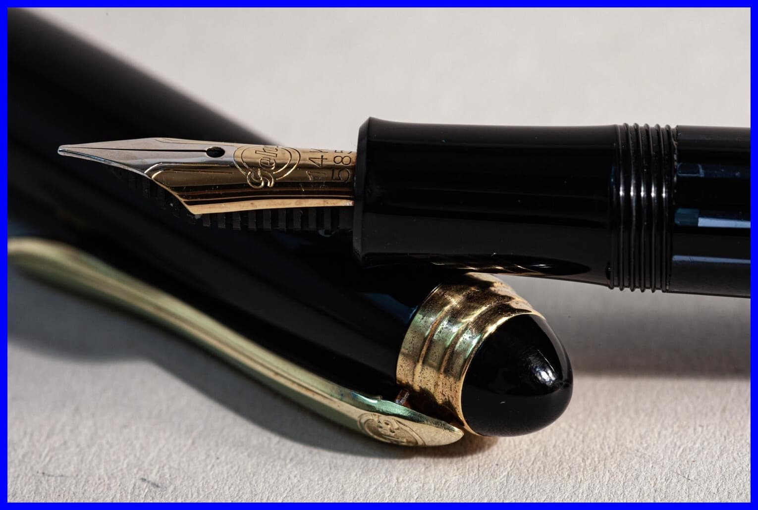 1950s Geha 760 Standard Piston Filler Reservoir Tank with Medium 14K Gold Nib 6