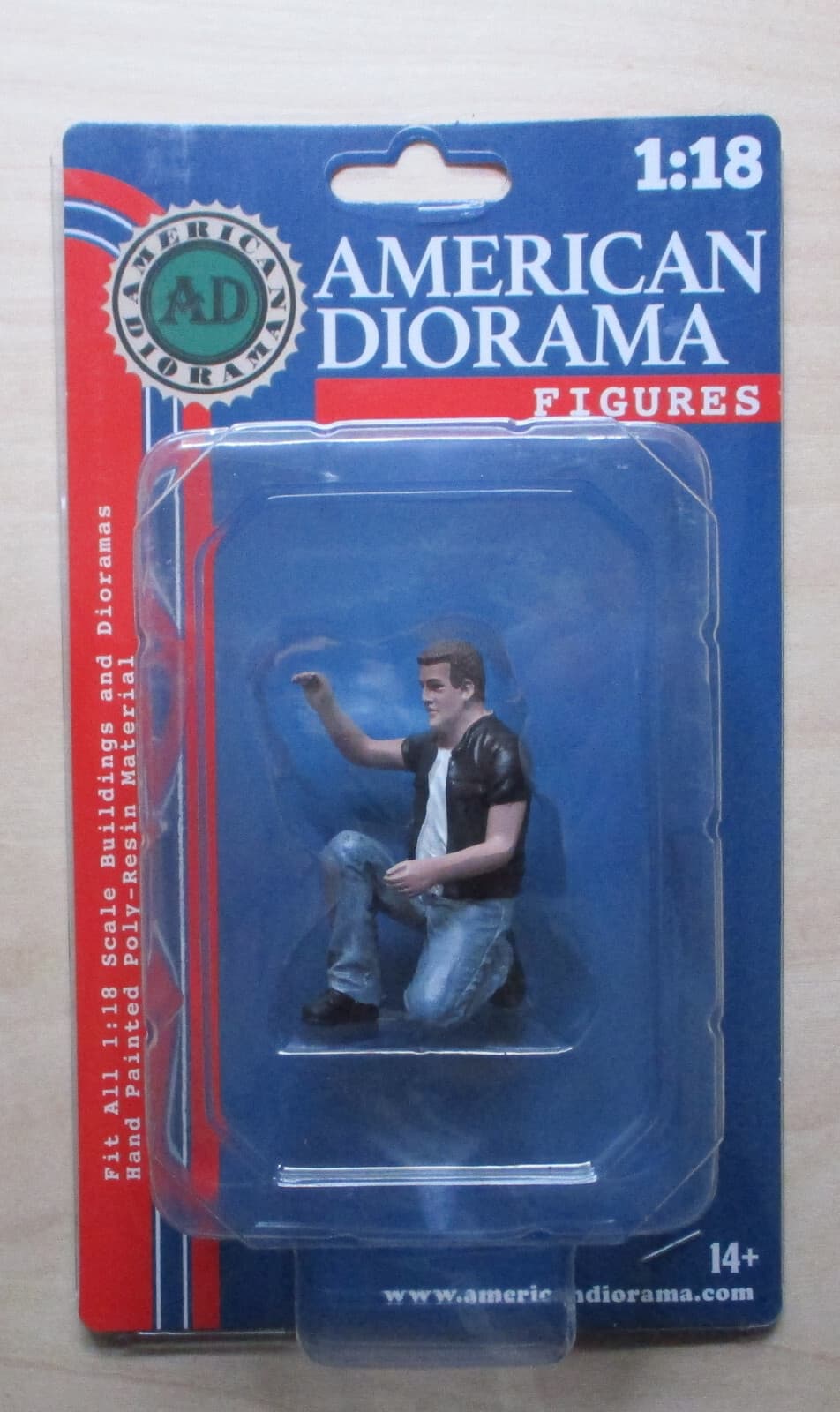 Biker Motorman American Diorama 1:18 Scale Figurine 2.5" Kneeling Man Guy Male