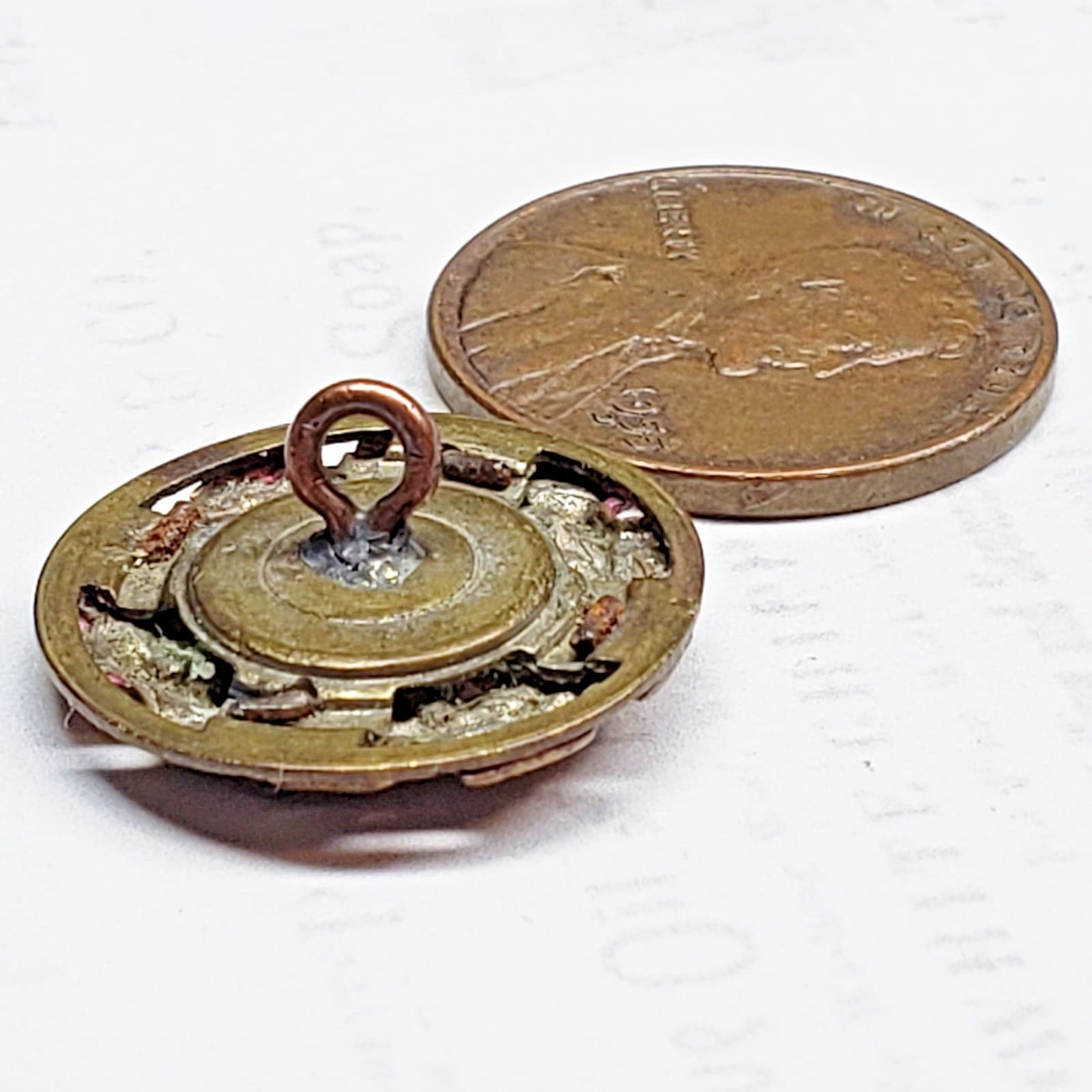 Antique Pierced & Tinted Brass Head Picture Button w/ Faceted Steels ~ 3/4" 18mm 3