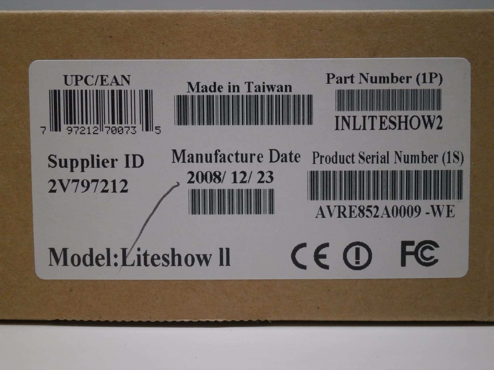 InFocus LiteShow II Secure Wireless Wifi Projection System for any VGA Projector 2