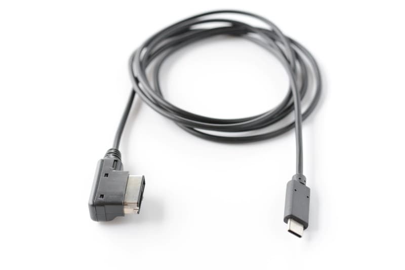 iPHONE 16 15 BENTLEY MUSIC INTERFACE AUX ADAPTER CABLE CHARGER AMI MMI USB-C 2