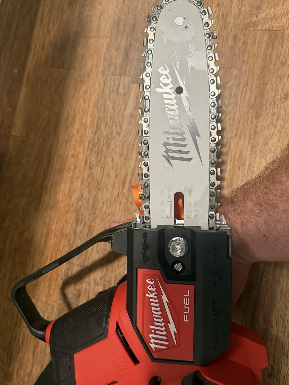 Milwaukee 3004-20 M18 Fuel Hatchet 8" Pruning Saw 5