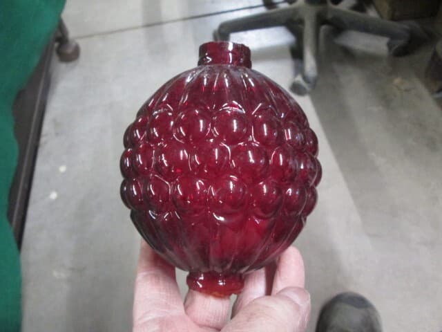 Glass Ruby Red Lightning Rod Ball Embossed Bubble Pattern Old Barn Farm 5