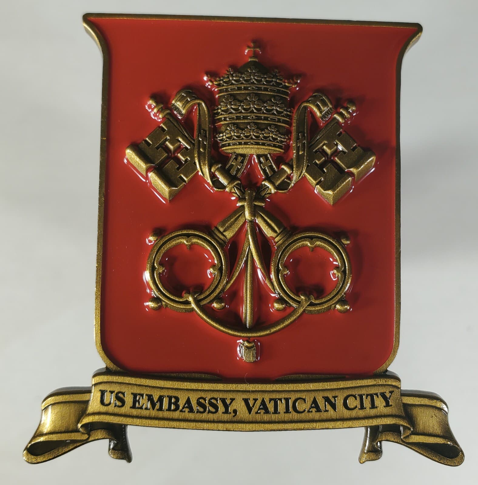 US STATE DEPARTEMENT US EMBASSY VATICAN CITY CHALLENGE COIN 2" wth 2.5" ht 174 4