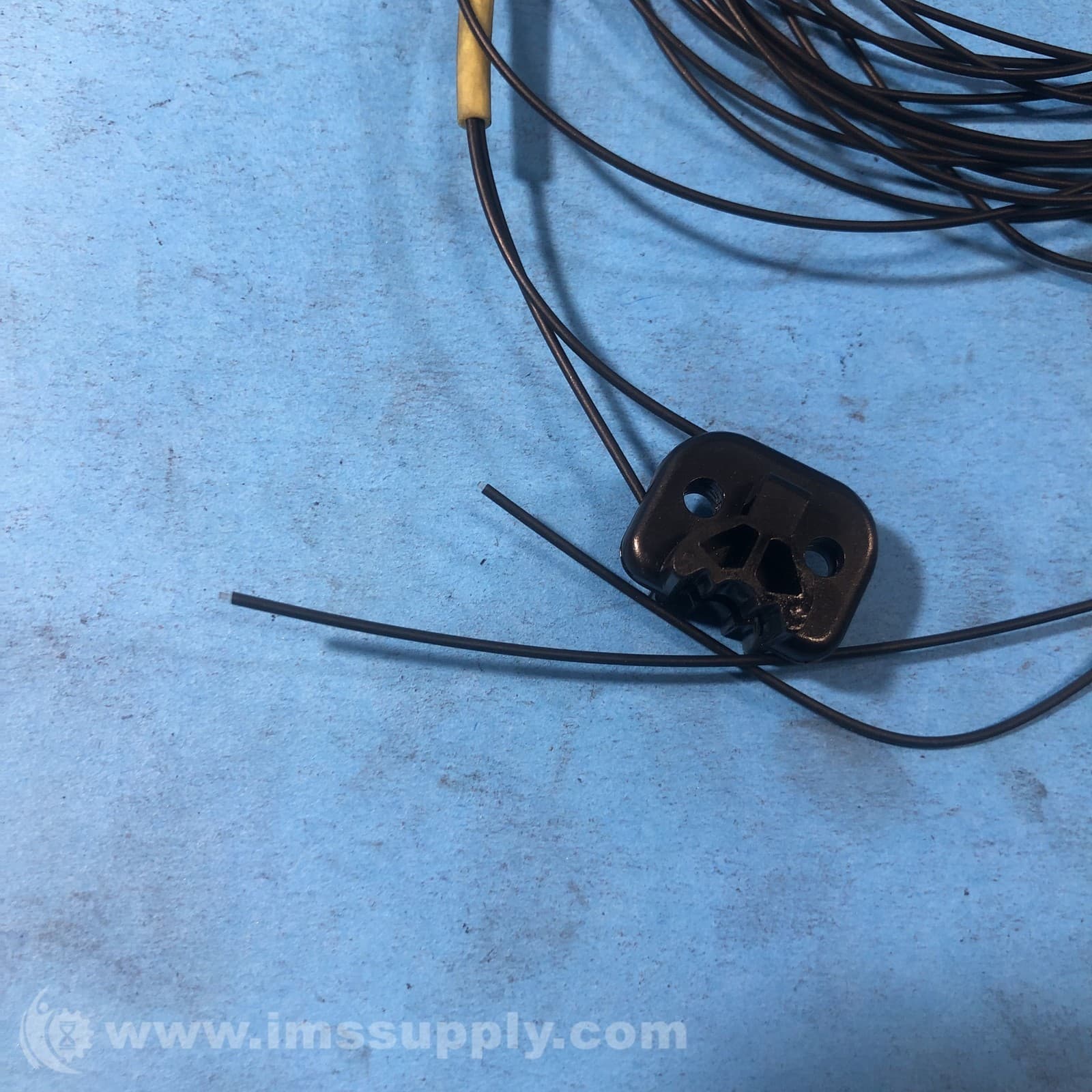 Keyence FU-95Z Liquid-level-detection Fibre Unit FNOB 3