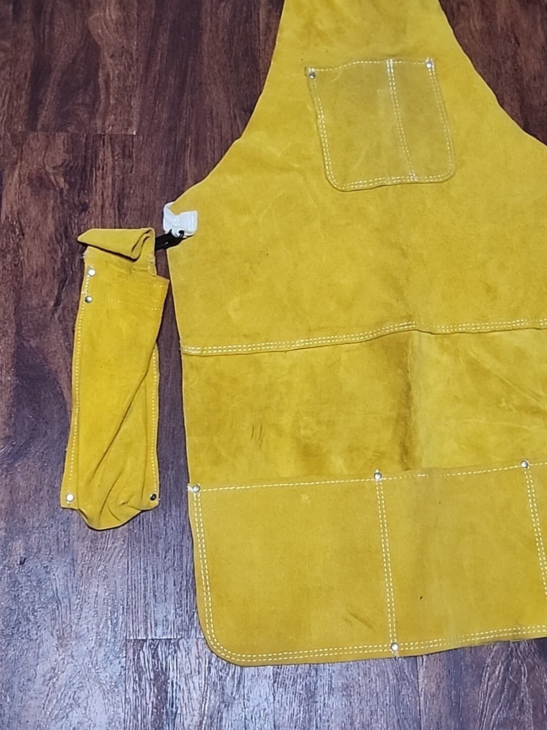 Leather Apron 32" Tall Protective ClothingCarpenter Gardening   Pakistan  2