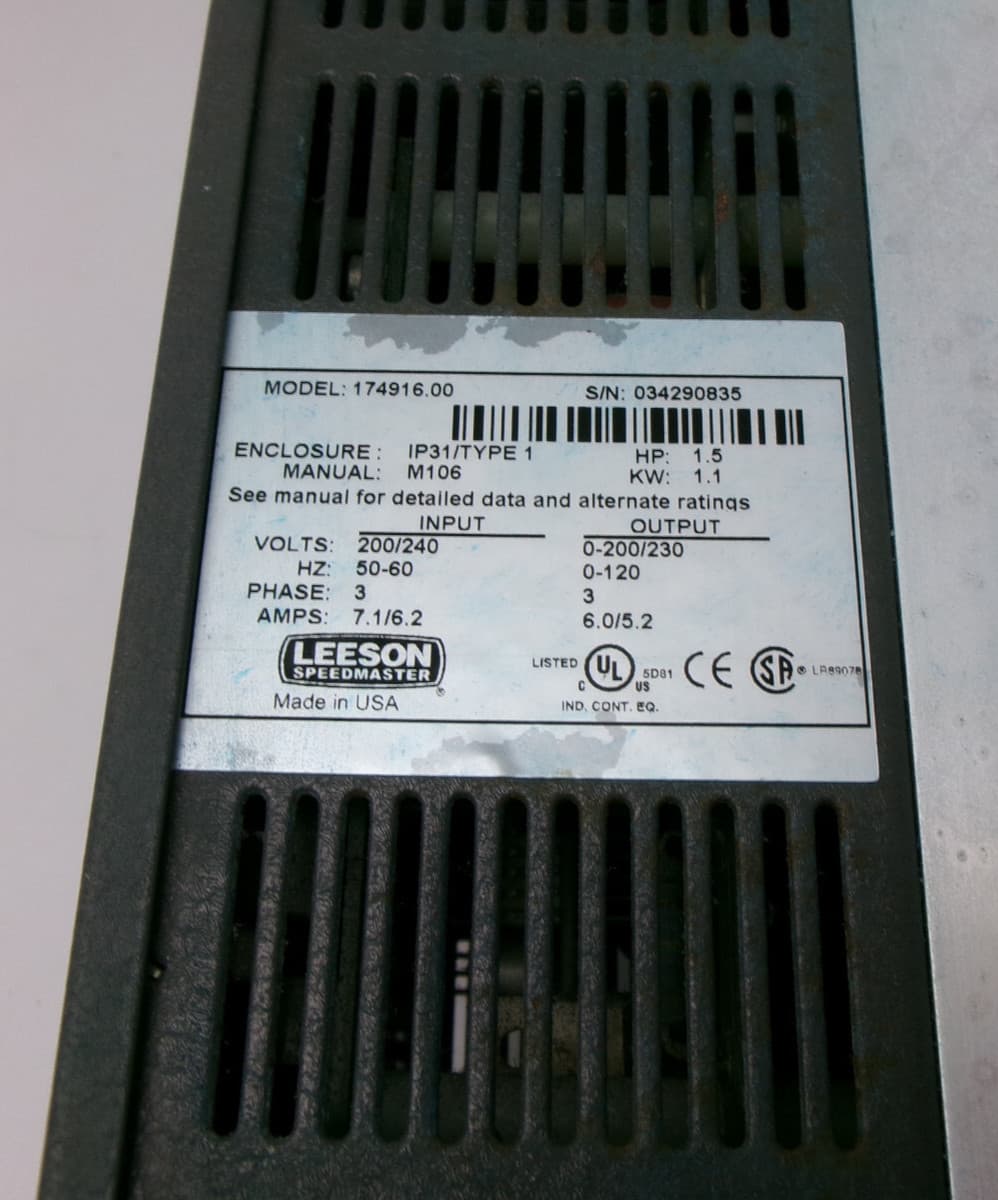LEESON SPEEDMASTER AC MOTOR CONTROL ADJUSTABLE SPEED MODEL 174916.00 #206UNP 3
