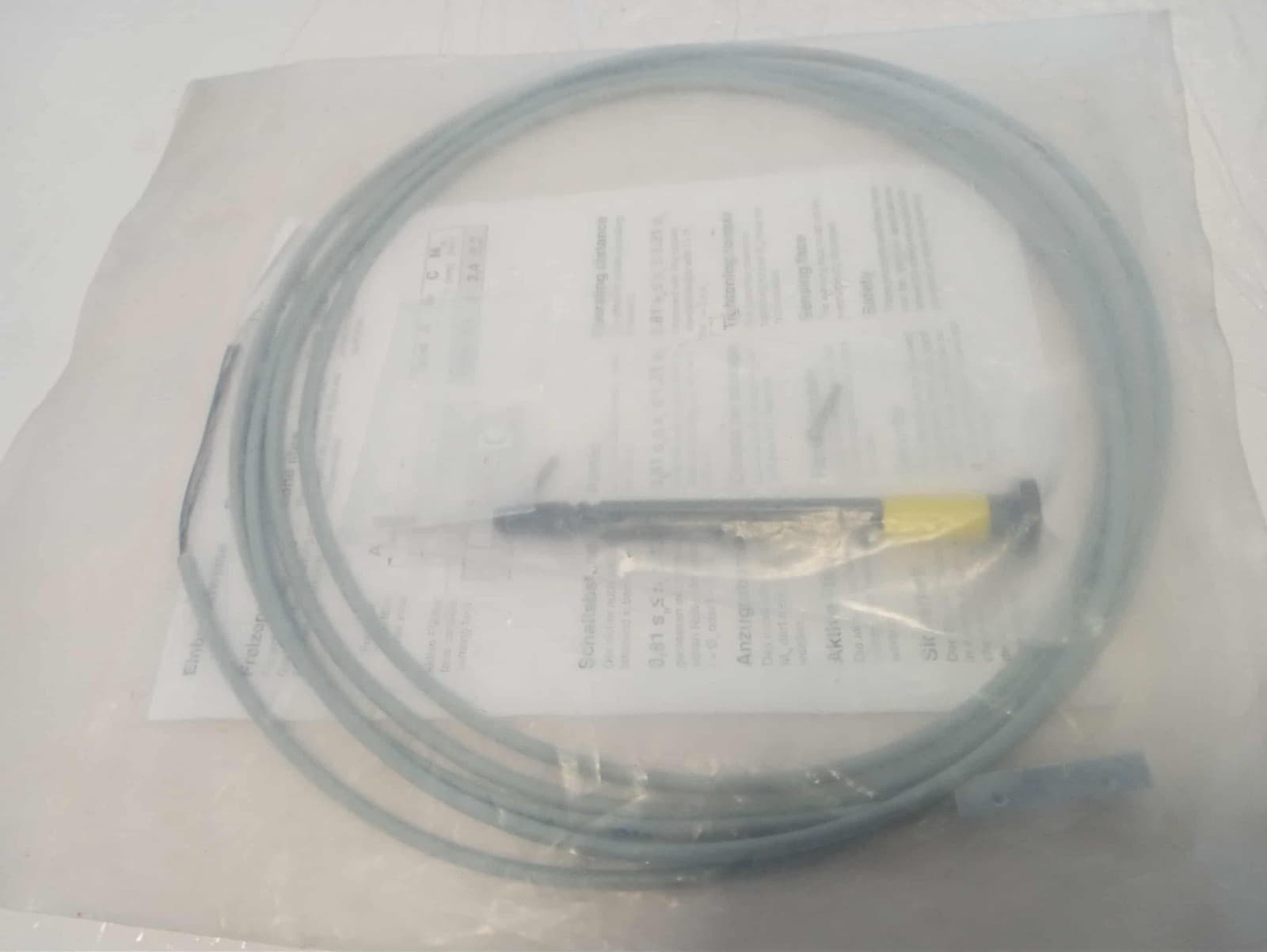 SICK 6020163 IQ05-0B8PO-ZU1 SENSOR PROX INDUCTIVE 0.8MM MOD DC 3-wire, 5,000 Hz