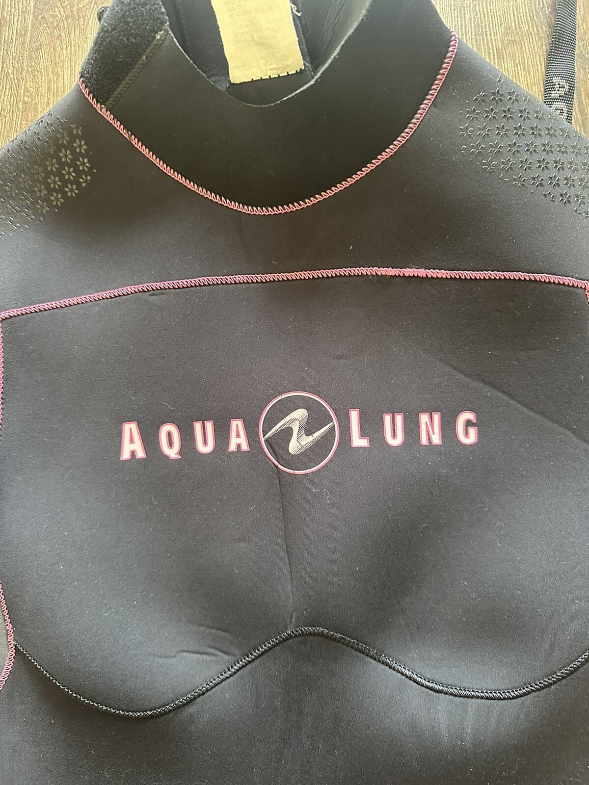 Aqua Lung AquaFlex 3mm Women's Full Wetsuit Size 8 Long Pink & Black 6