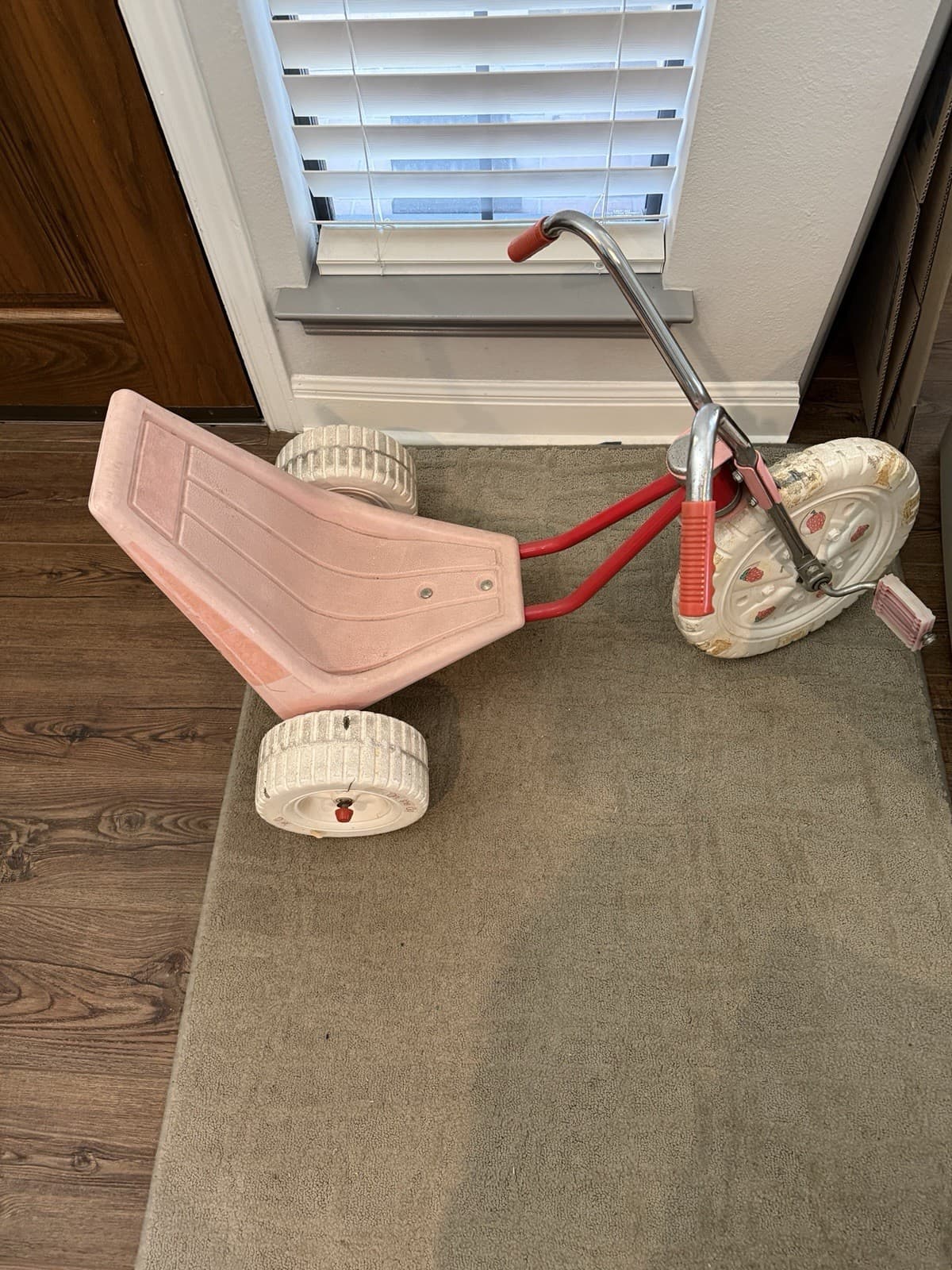 Hedstrum Strawberry Shortcake big wheel trike 2