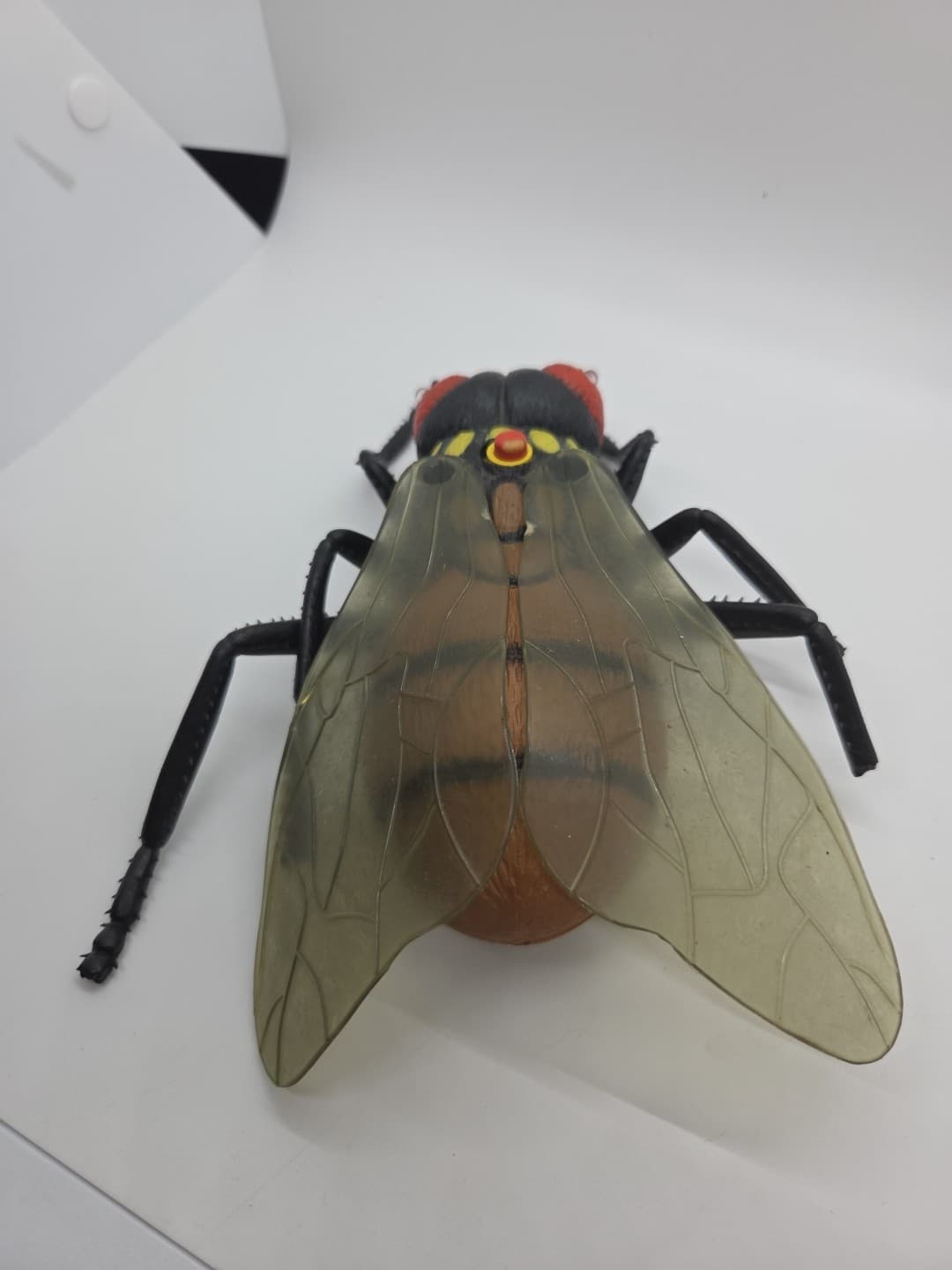 Vintage Imperial 1998 Rubber Fly Bug Insect Buzz & Light up Eyes Battery Powered 4