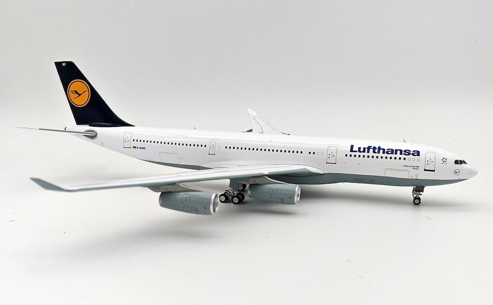 JFox JF-A340-2-003 Lufthansa Airbus A340-200 D-AIBD Diecast 1/200 Model Airplane 2