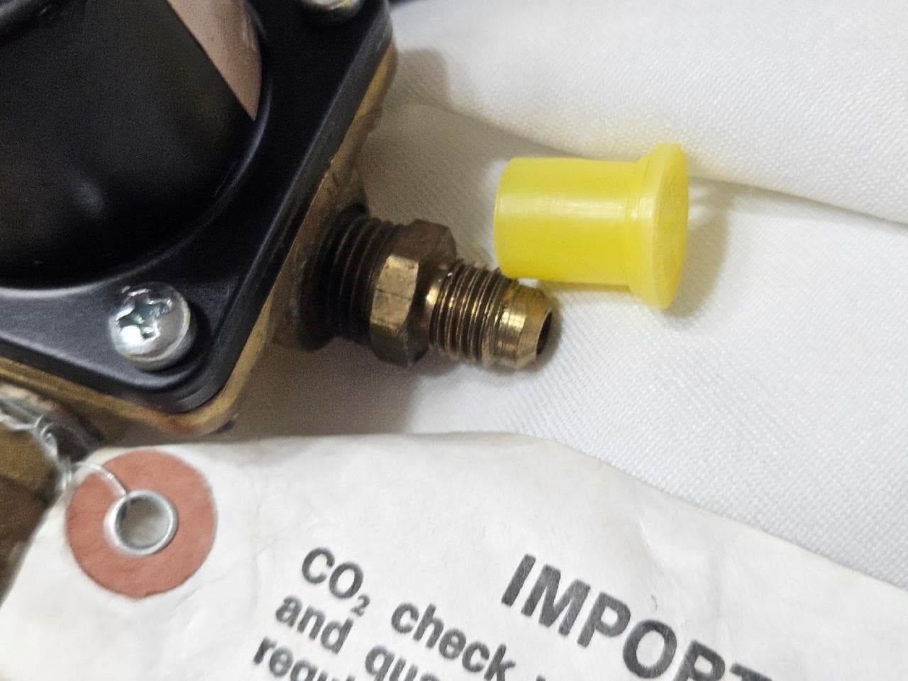 Cornelius Dual Secondary Low Pressure CO2 Regulator 4