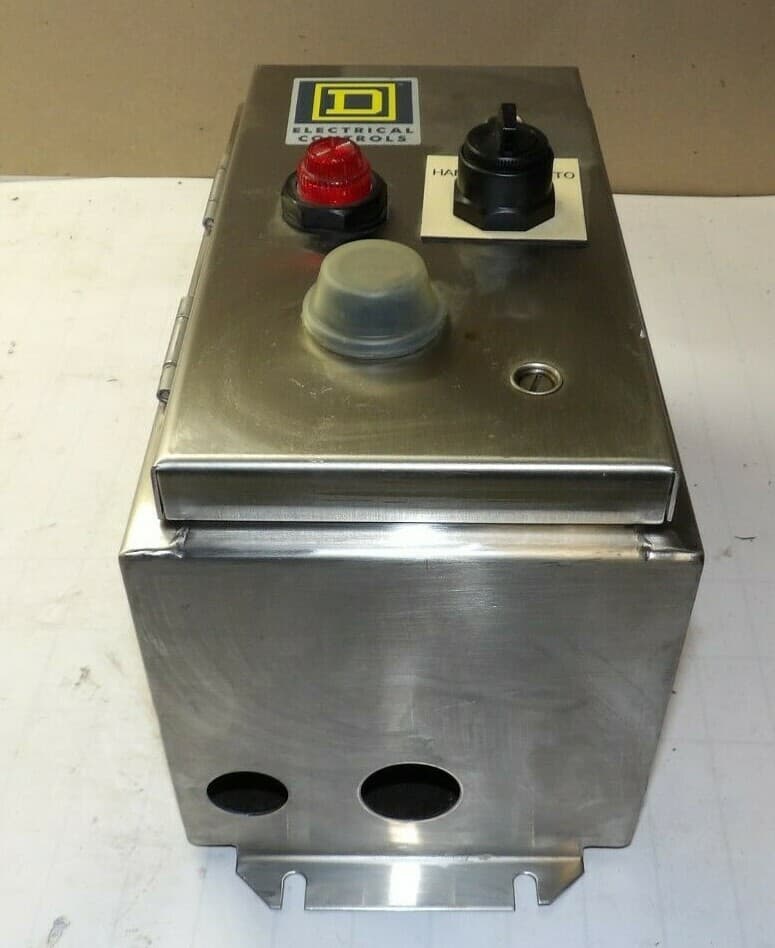 NEW SQUARE D SS ENCLOSED SIZE 0 MOTOR STARTER 4/4X 600 VAC 120 V COIL  8536SBW12 2