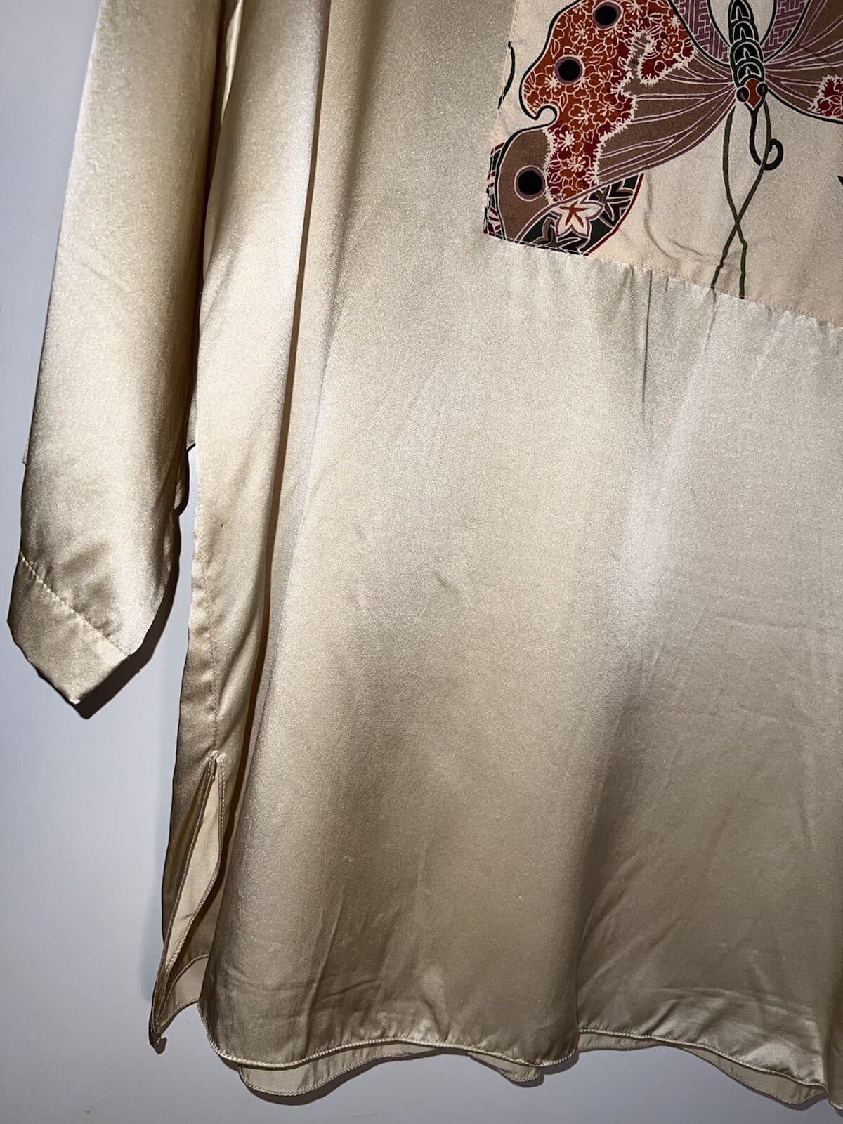 Vintage Jane Suttell  made in USA Silk tunic top Ivory Moth O/S.  d513 6