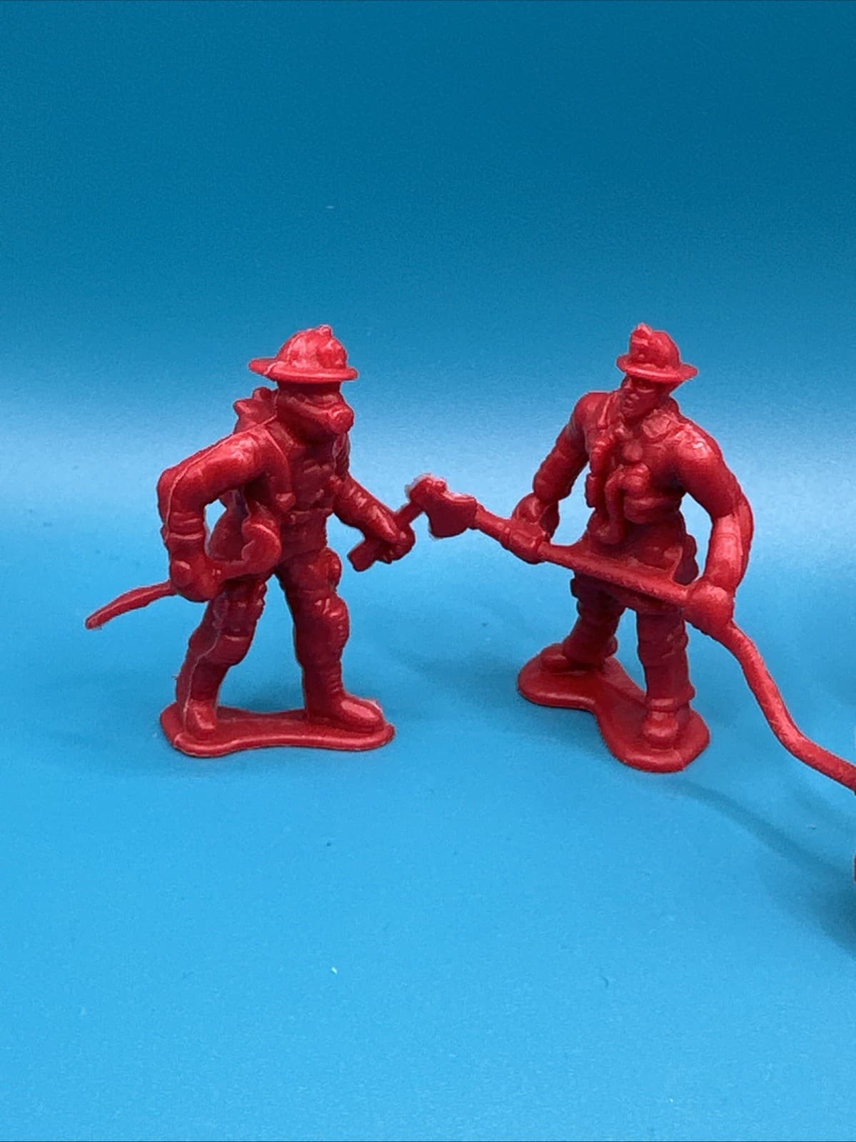 Vintage 3Red Plastic FIREMAN Figures - Lot Red Fireman Figures 2