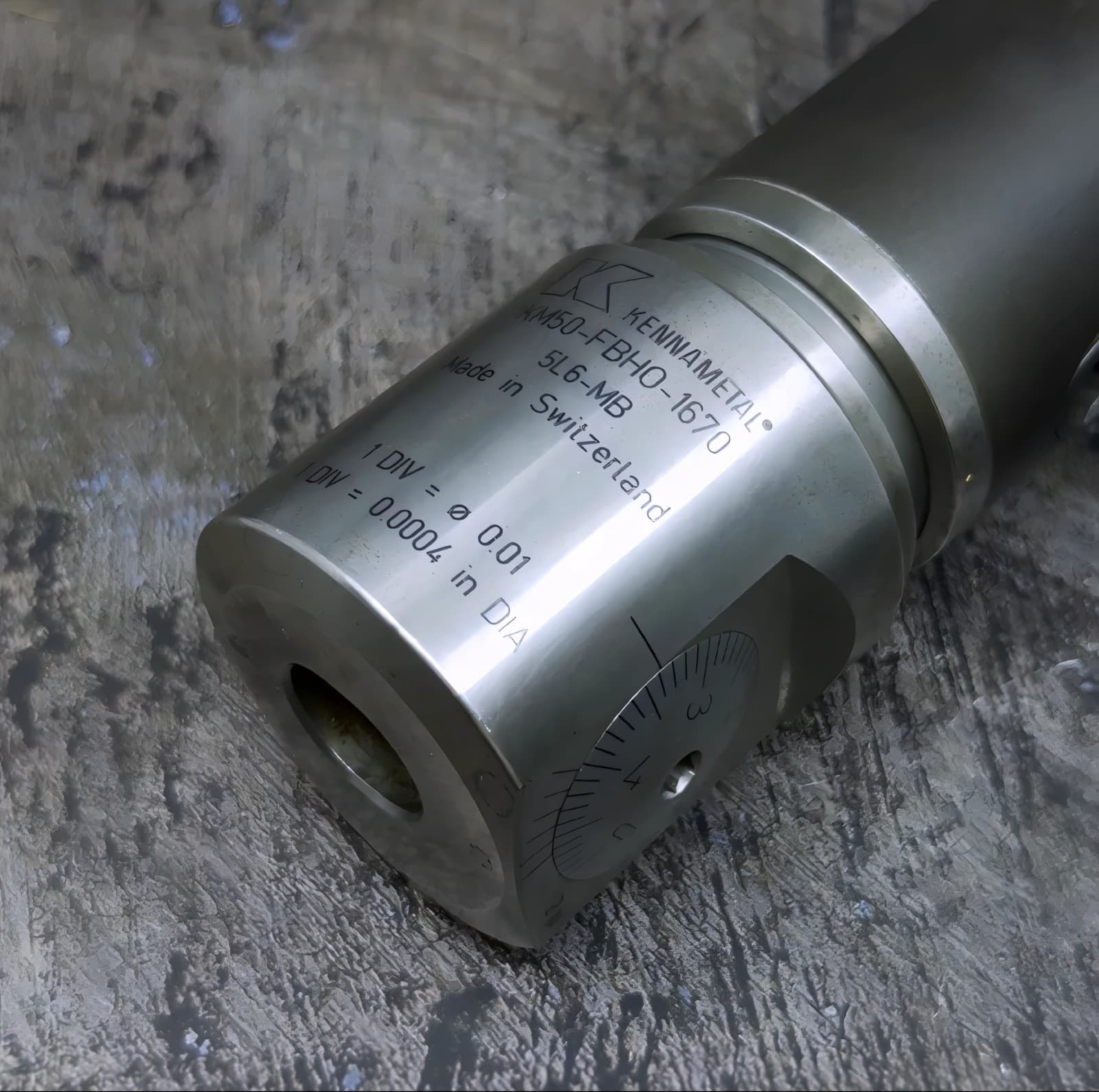 KENNAMETAL FINE BORING HEAD - KM50-FBHO-1670 - CAT40 2
