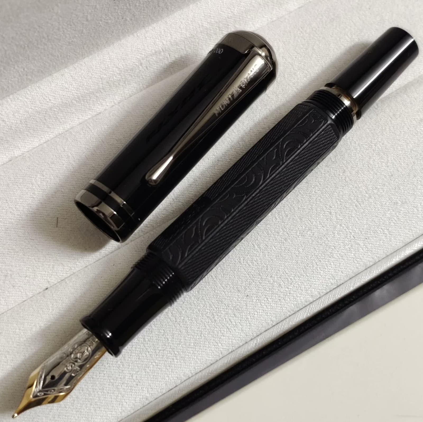 Perfect Proust Piston Inking Series Black Color Fountain Pen