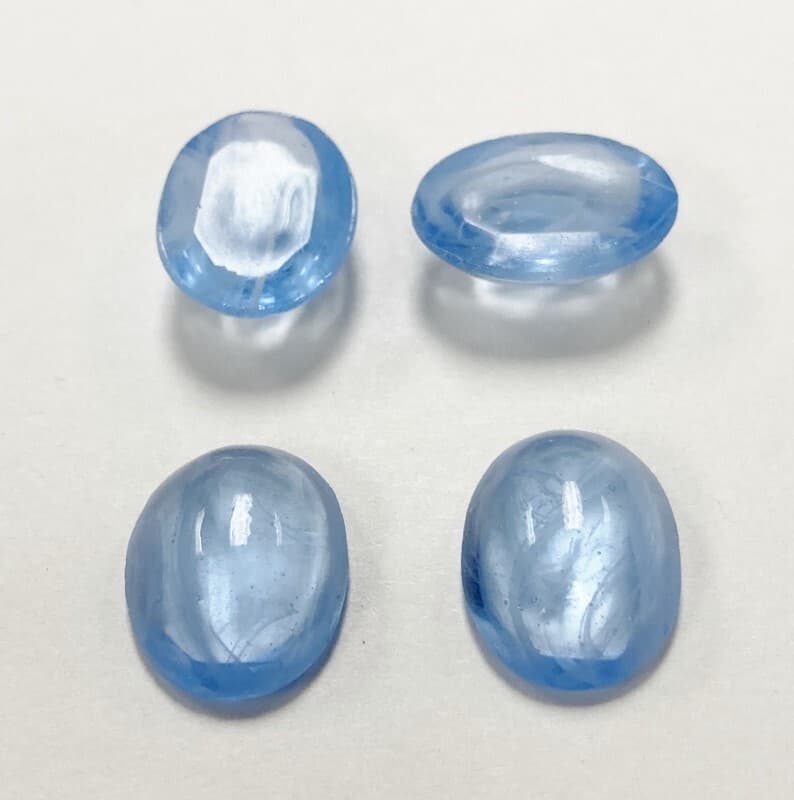 18 VINTAGE GLASS LIGHT SAPPHIRE MARBLE 20x15mm. OVAL CABOCHONS - FULL PACK 6958P 2
