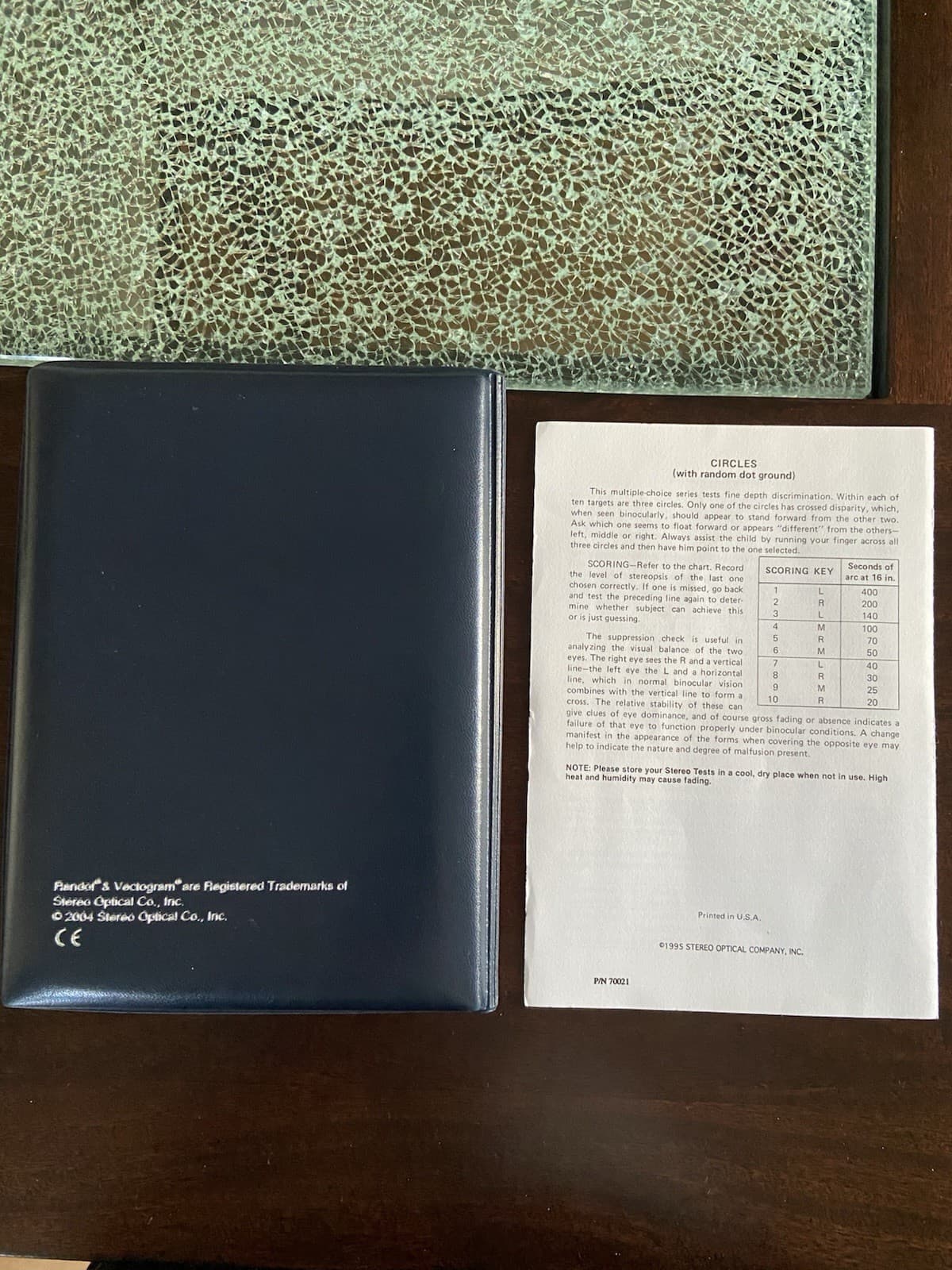 Stereo Optical Optometry Randot Stereotest w/ Glasses  (Mint Condition) 2