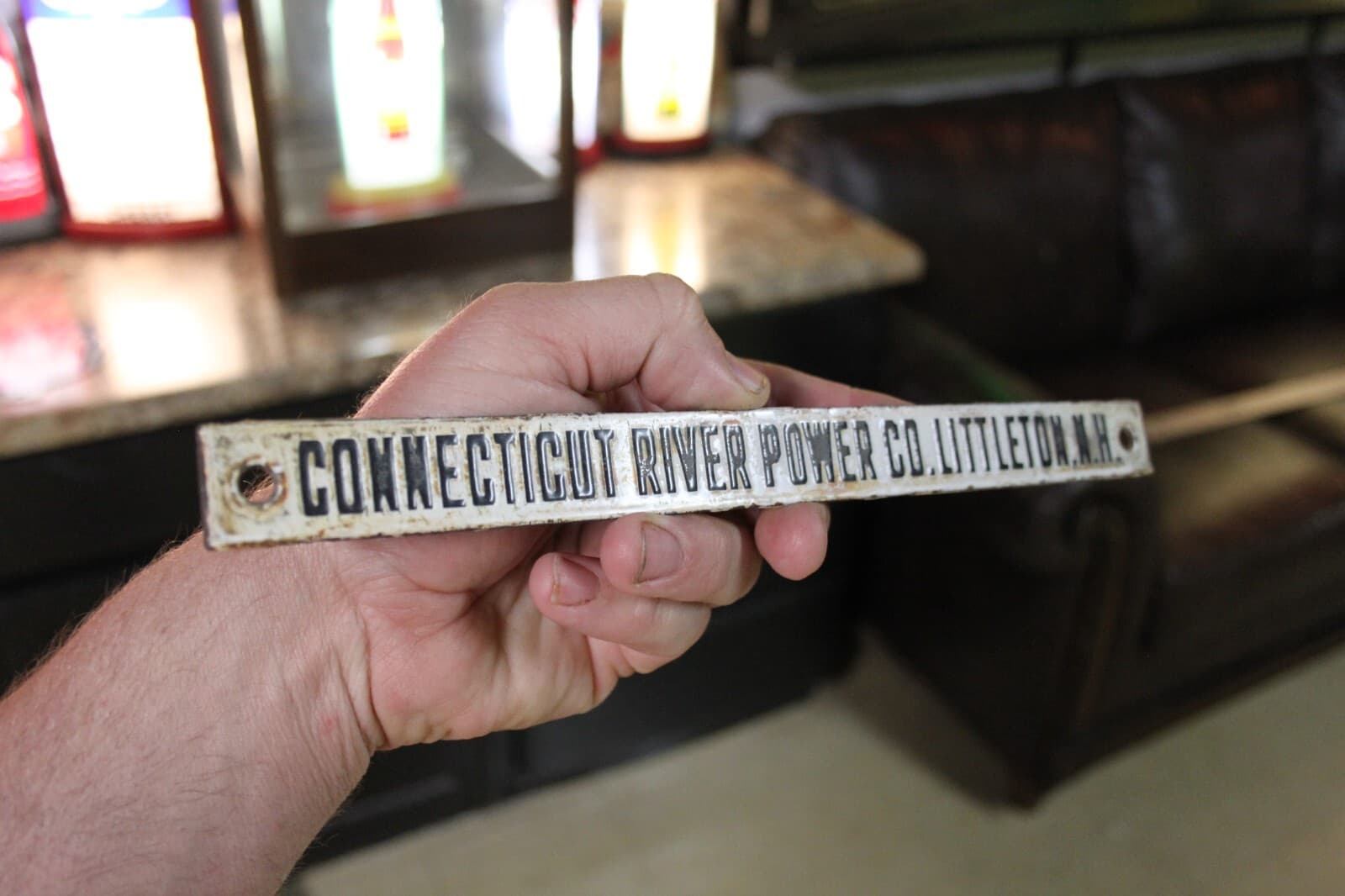 SCARCE 1920s CONNECTICUT RIVER POWER AND LIGHT COMPANY PORCELAIN SIGN REDDY GAS 2