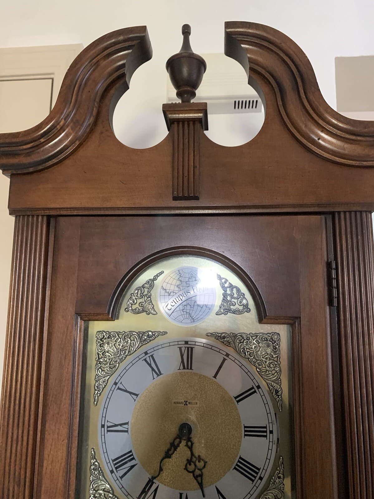 tempus fugit howard miller grandfather Clock 2
