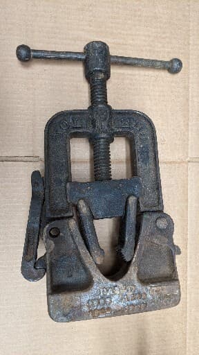 Vintage Toledo No. 1 Specialty Pipe Vise model 9926 Take A Look At The Pictures 