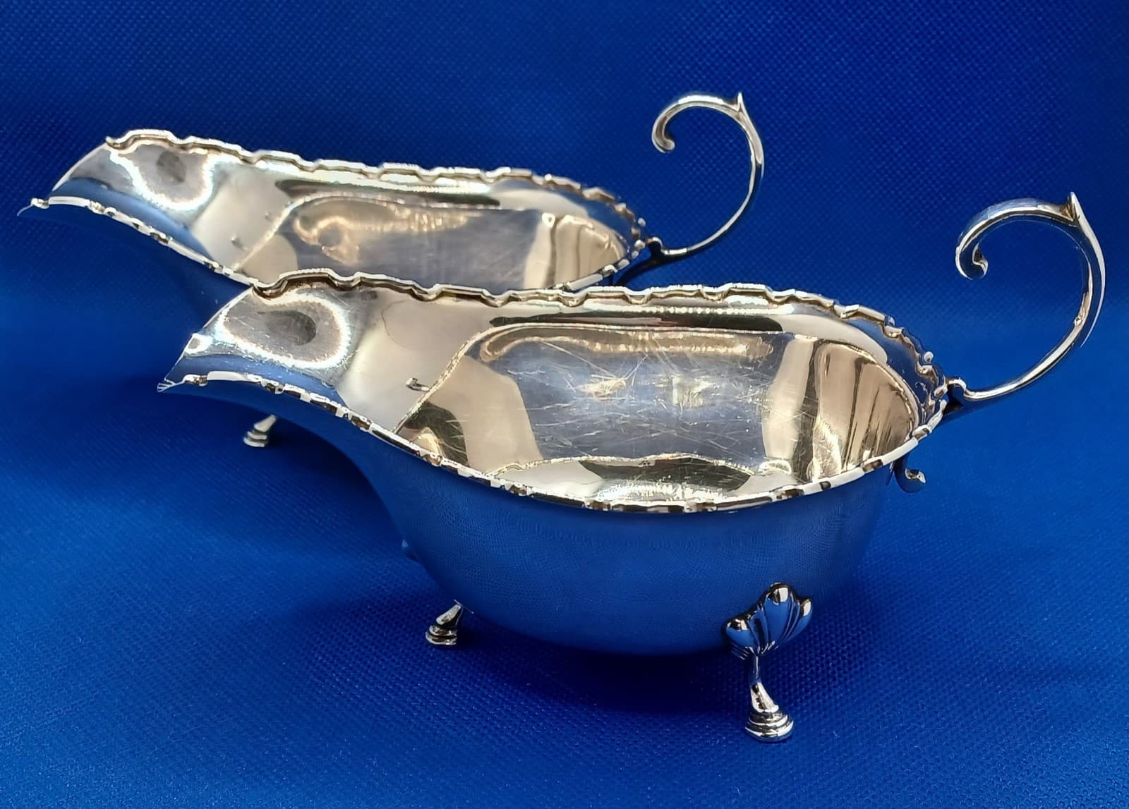 Pair English Sterling Silver Sauce Gravy Boats Birmingham 1939 Davis Duff BOXED 2