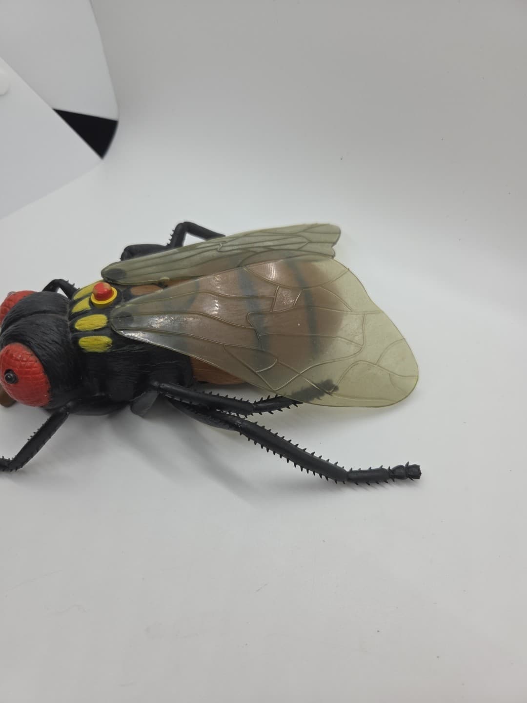 Vintage Imperial 1998 Rubber Fly Bug Insect Buzz & Light up Eyes Battery Powered 3
