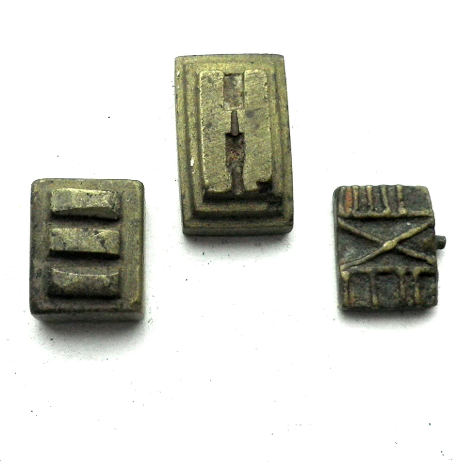 3 BRASS AFRICAN ASHANTI AKAN GEOMETRIC GOLD WEIGHTS 1400-1720 AD 19.4g. Lot 13 2