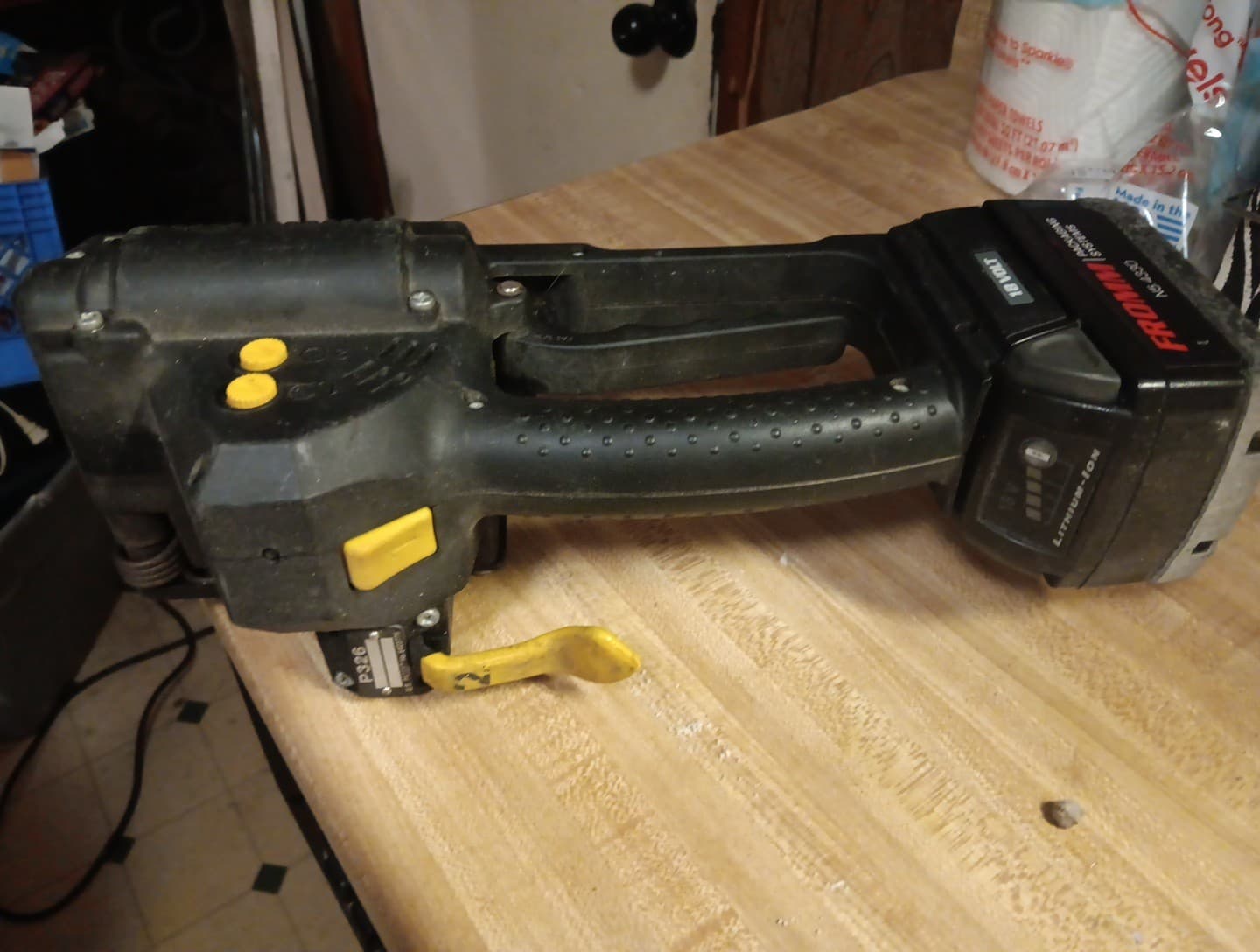 Fromm Strapping Tool P326 with Battery. No charger 3