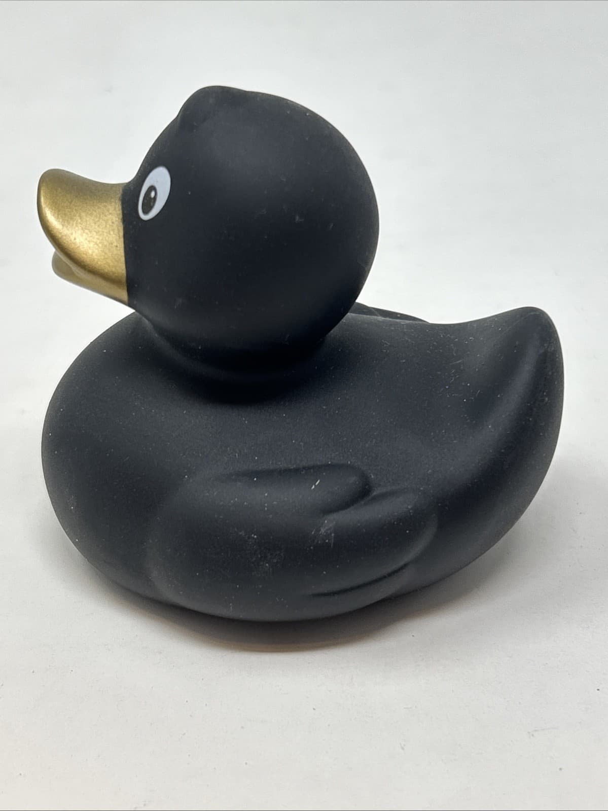 Lufthansa First Class Terminal Rubber Black Duck Collectible Rare 3