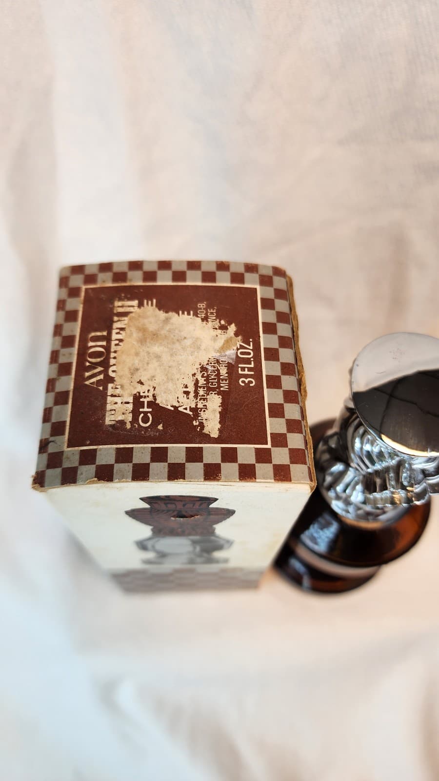 Avon The Queen Chess Piece Wild Country Empty With Box 5