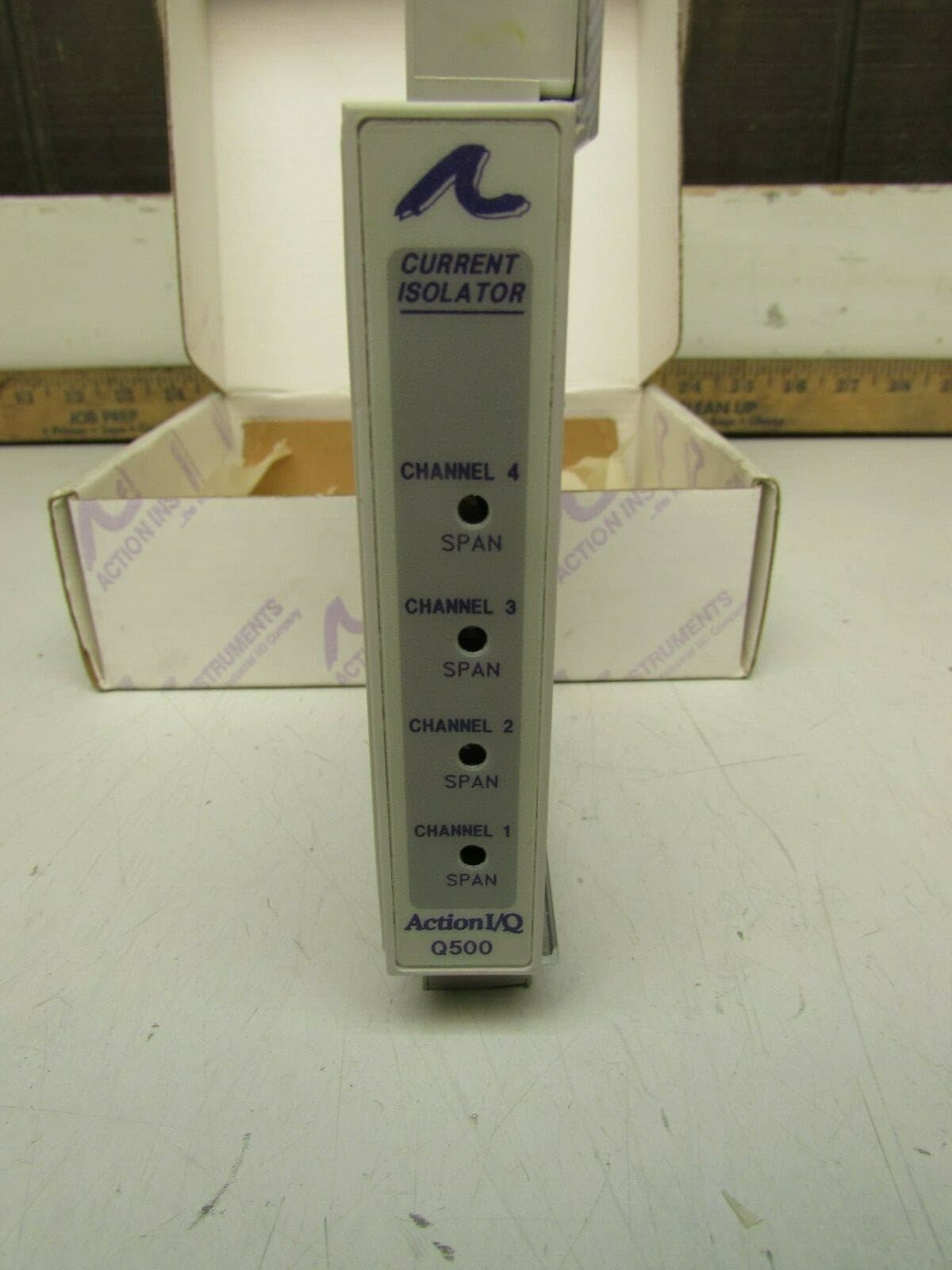 ACTION INSTRUMENTS  Q500-4B00 , 4 CH. LOOP POWERED CURRENT ISOLATOR ,NEW IN BOX 